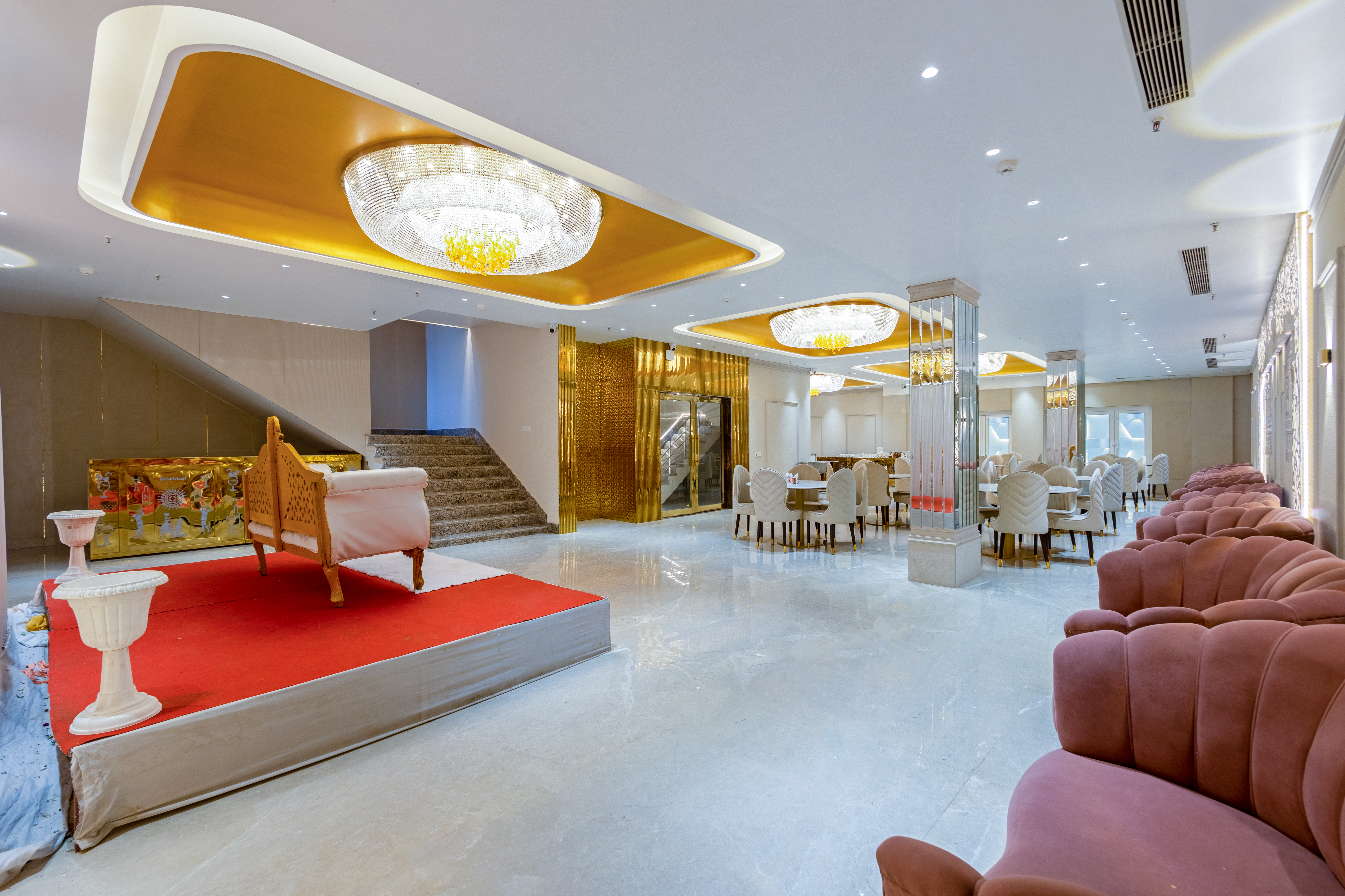 Sector 52 Hotel Exterior